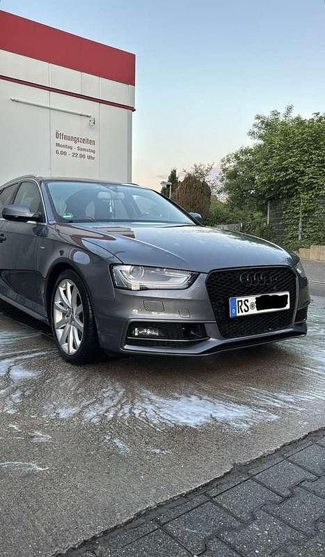 Gebraucht Audi A4 S-Line 177 PS (130 kW) 2013 Grau Kombi