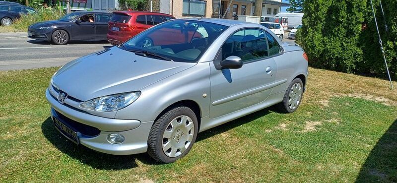 Silber Gebraucht 2005 Peugeot 206 CC Filou Cabrio | 1.990 € (Fairer Preis) - Bild 1/4