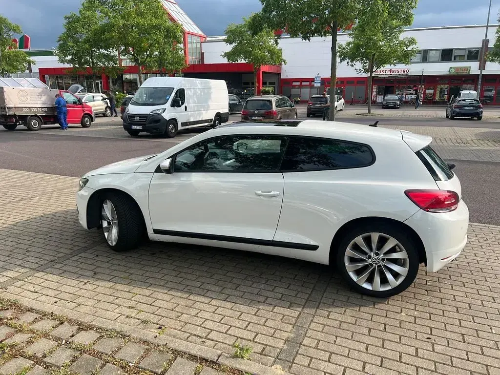 Gebraucht VW Scirocco 122 PS (89 kW) 2010 Weiß Coupé