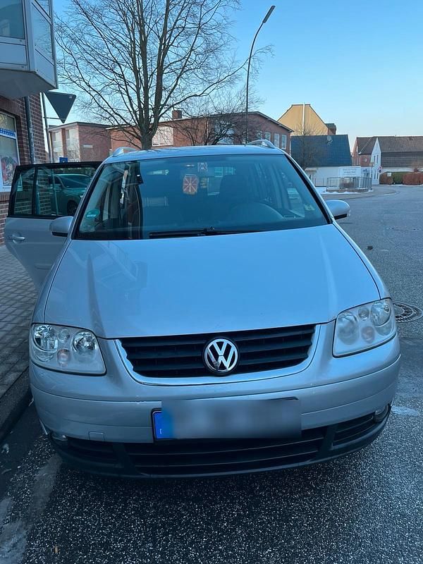 Gebraucht VW Touran 105 PS (77 kW) 2005 Silber Van / Kleinbus