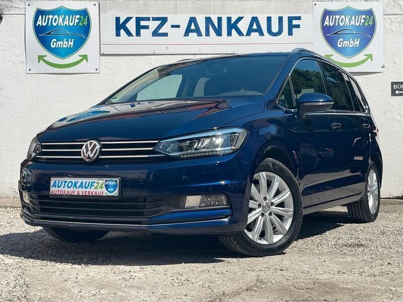 Blau Gebraucht 2017 VW Touran Highline Van / Kleinbus | 19.700 € (Guter Preis) - Bild 1/4