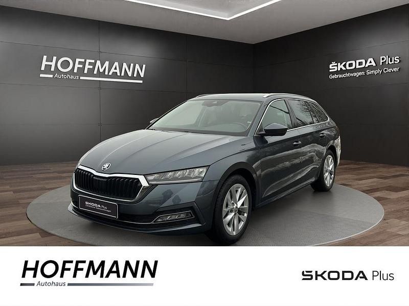 Quarzgrau metallic Gebraucht 2021 Skoda Octavia First Edition Kombi | 22.490 € (Fairer Preis) - Bild 1/4