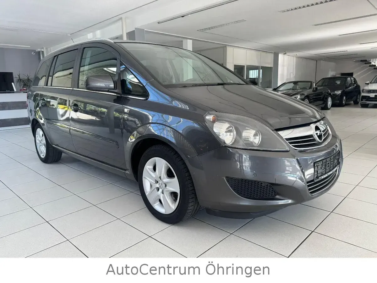 Gebraucht Opel Zafira Edition 140 PS (102 kW) 2010 Grau Van / Kleinbus