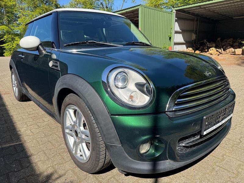 Second-hand Mini Cooper D 111 CP (81 kW) 2012 Verde Hatchback
