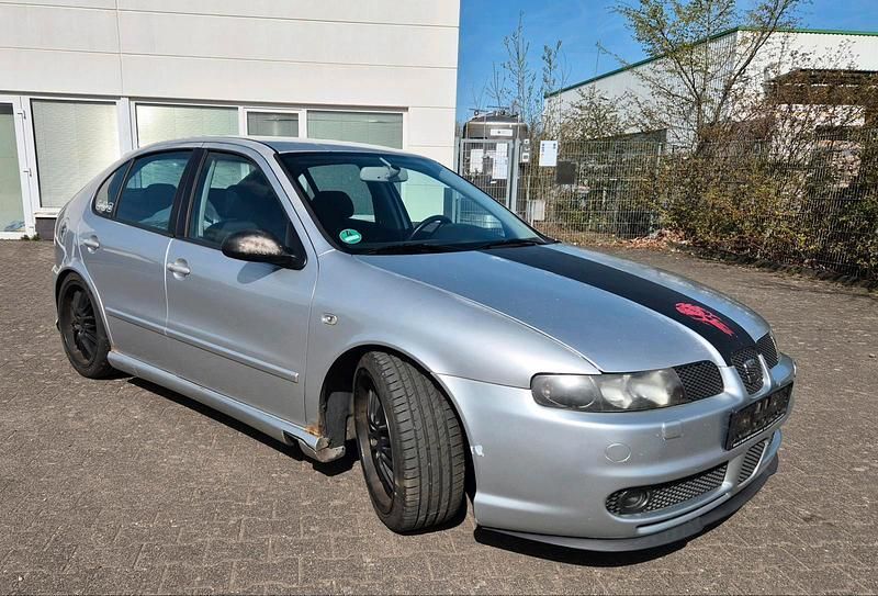 Gebraucht Seat Leon 179 PS (131 kW) 2003 Silber Kleinwagen