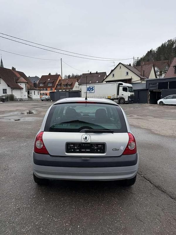 Gebraucht Renault Clio II 75 PS (55 kW) 2001 Limousine