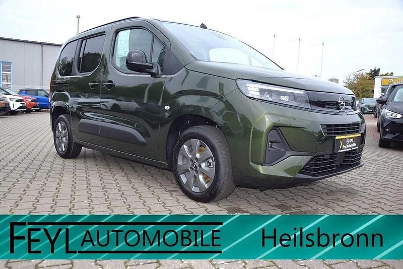 Grün Neu 2025 Opel Combo Edition Van / Kleinbus | 26.900 € (Teuer) - Bild 1/4