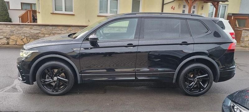 Gebraucht VW Tiguan Allspace Style 200 PS (147 kW) 2022 Schwarz SUV