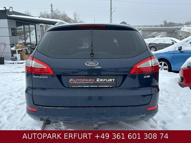 Gebraucht Ford Mondeo Titanium 140 PS (102 kW) 2008 Blau Kombi