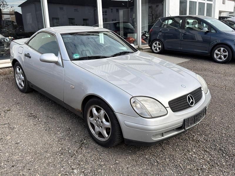 Gebraucht Mercedes SLK200 136 PS (100 kW) 1997 Silber Cabrio