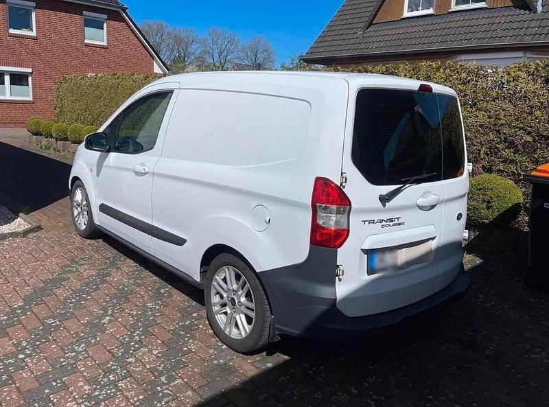 Używany Ford Transit 95 KM (69 kW) 2016 Biały Minivan
