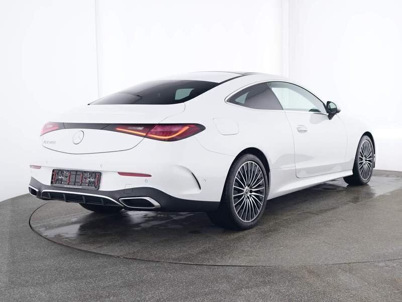 Gebraucht Mercedes CLE200 AMG 204 PS (150 kW) 2023 Weiß Coupé
