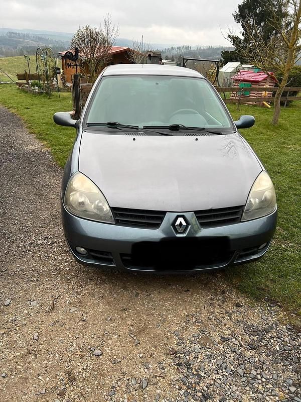 Second-hand Renault Clio II 60 CP (44 kW) 2007 Hatchback