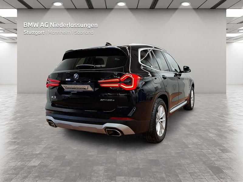 Gebraucht BMW X3 Sport Line 184 PS (135 kW) 2022 Schwarz SUV