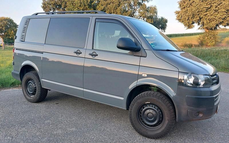 Grau Gebraucht 2014 VW T5 Van | 24.800 € - Bild 1/4