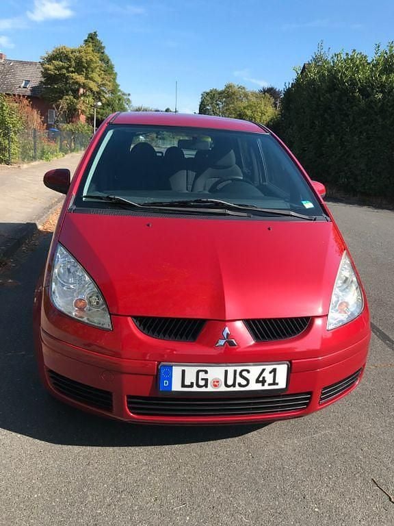 Rot Gebraucht 2007 Mitsubishi Colt Invite Van / Kleinbus | 3.300 € (Fairer Preis) - Bild 1/4