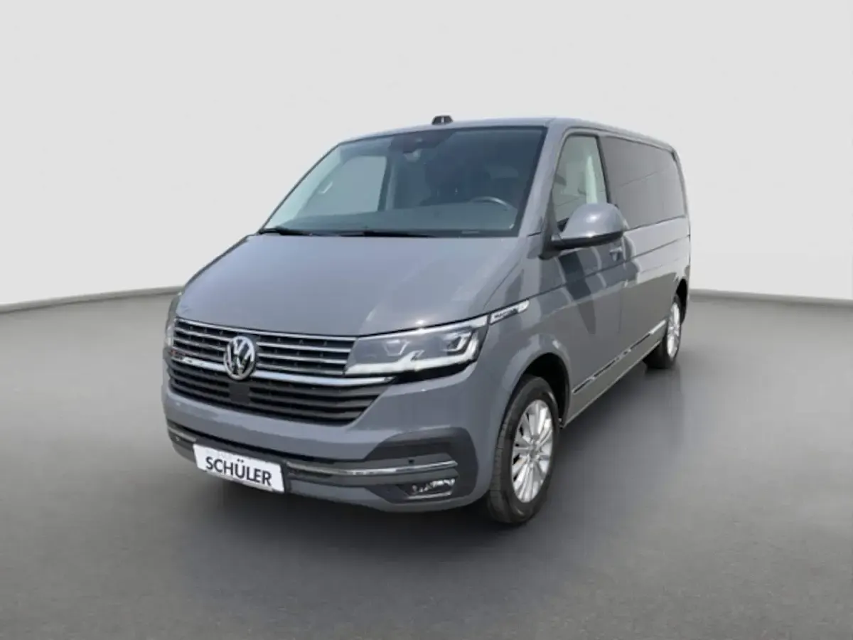 Gebraucht VW Multivan Comfortline 204 PS (150 kW) 2022 Grau (pure grey) Van / Kleinbus