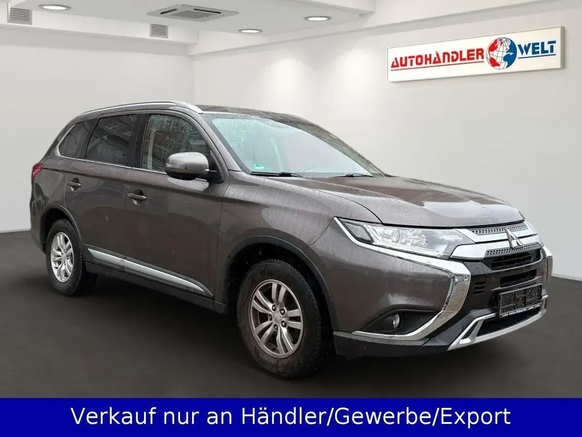 Gebraucht Mitsubishi Outlander 150 PS (110 kW) 2019 Braun SUV