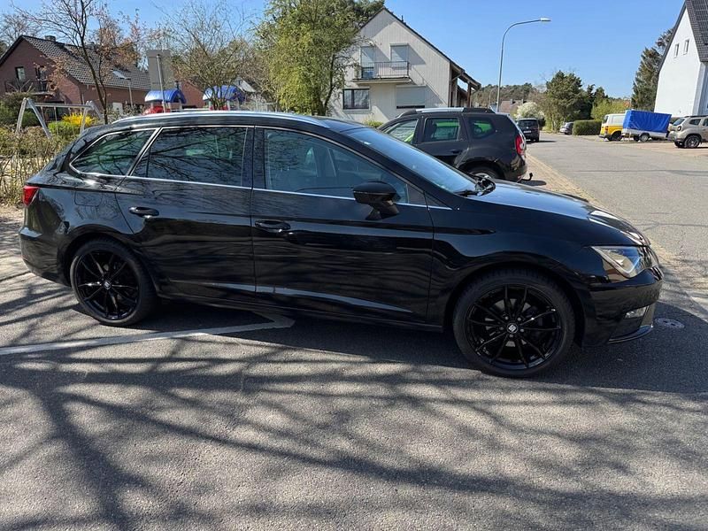 Gebraucht Seat Leon ST XCELLENCE 150 PS (110 kW) 2019 Schwarz Kombi