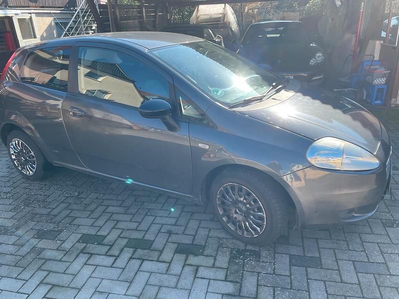 Usata Fiat Punto 2009 Grigio Utilitaria