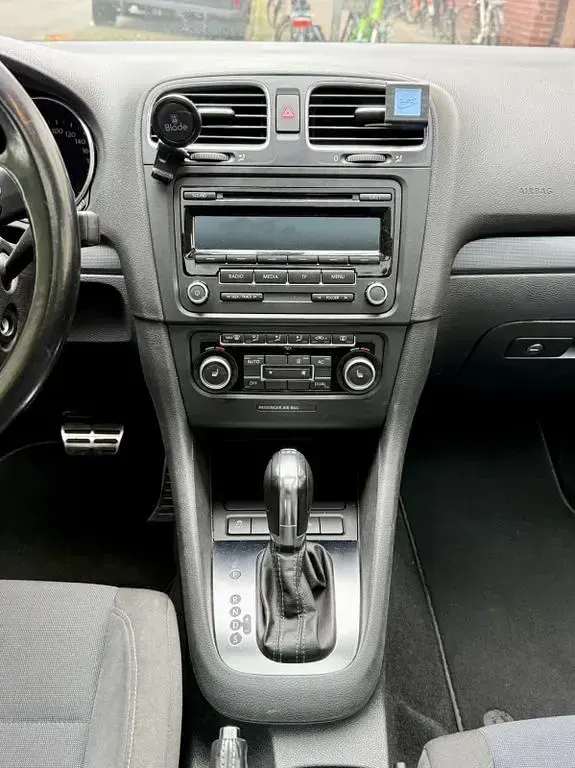 Gebraucht VW Golf VI Style 105 PS (77 kW) 2012 Rot Kleinwagen