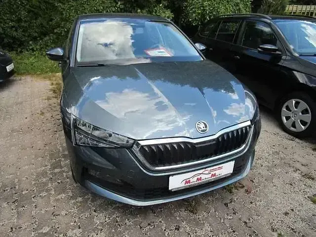 Używany Skoda Scala Active 95 KM (69 kW) 2019 Szary Hatchback