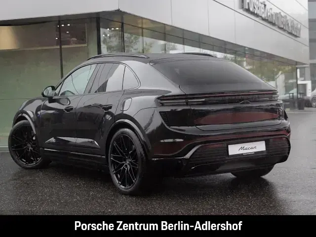 Gebraucht Porsche Macan Turbo 469 kW (639 PS) 2026 Schwarz SUV