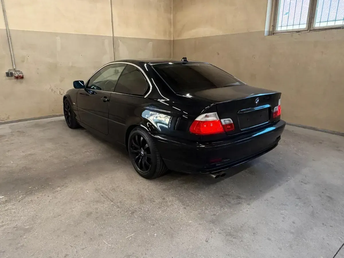 Używany BMW 325 192 KM (141 kW) 2002 Czarny Coupe
