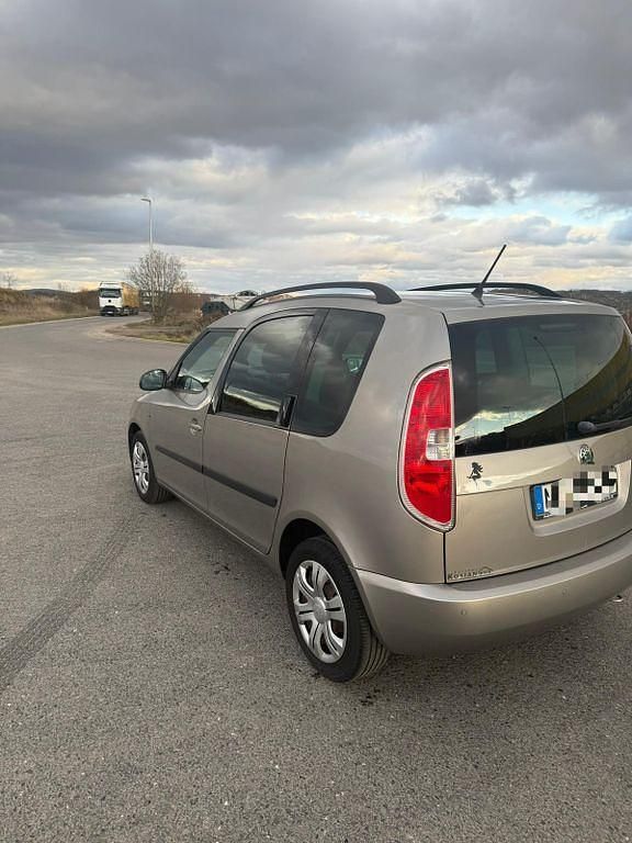 Gebraucht Skoda Roomster Plus Edition 86 PS (63 kW) 2012 Schwarz Van / Kleinbus