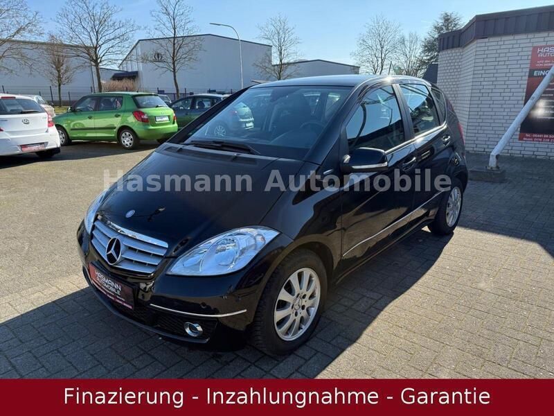 Schwarz Gebraucht 2011 Mercedes A180 Kleinwagen | 6.999 € (Fairer Preis) - Bild 1/4