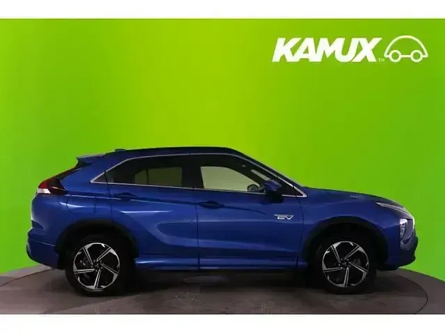 Gebraucht Mitsubishi Eclipse Cross Select 188 PS (138 kW) 2023 Blau SUV