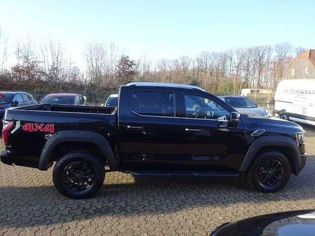 Neu Foton 4 173 PS (127 kW) 2026 Schwarz metallic