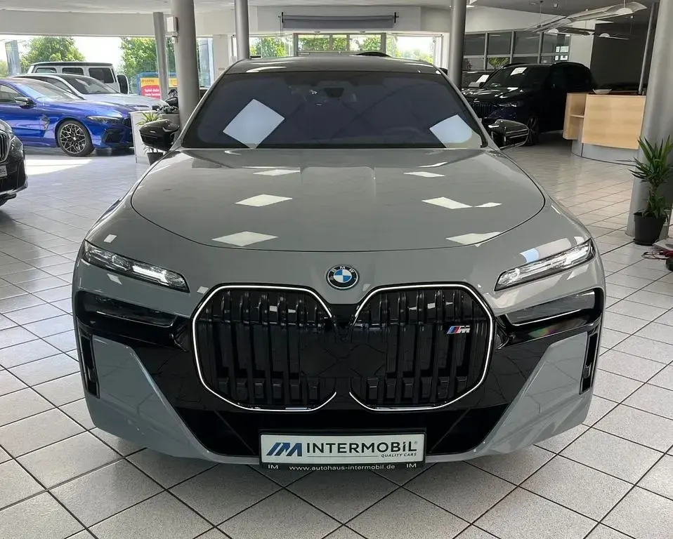 Gebraucht BMW i7 Comfort Edition 484 kW (659 PS) 2024 M brooklyn grau Limousine