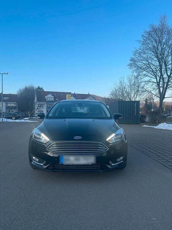 Gebraucht Ford Focus Titanium 150 PS (110 kW) 2018 Schwarz Kombi