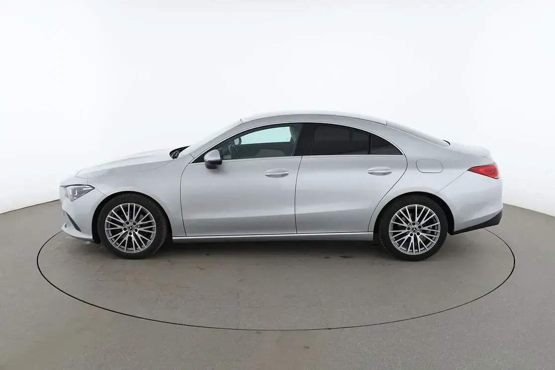 Gebraucht Mercedes CLA200 Progressive 163 PS (119 kW) 2021 Silber Limousine
