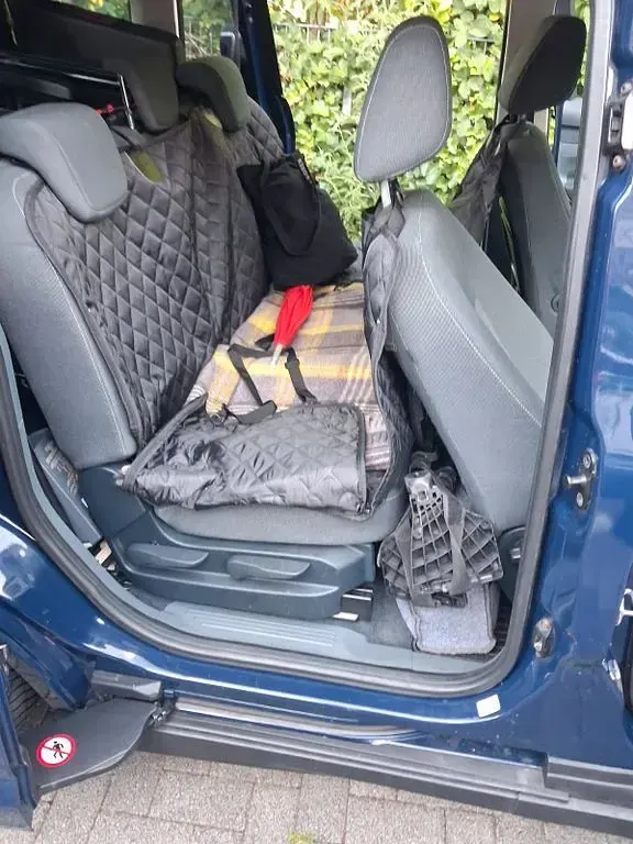 Gebraucht Ford Grand C-Max Titanium 125 PS (91 kW) 2013 Blau Van / Kleinbus