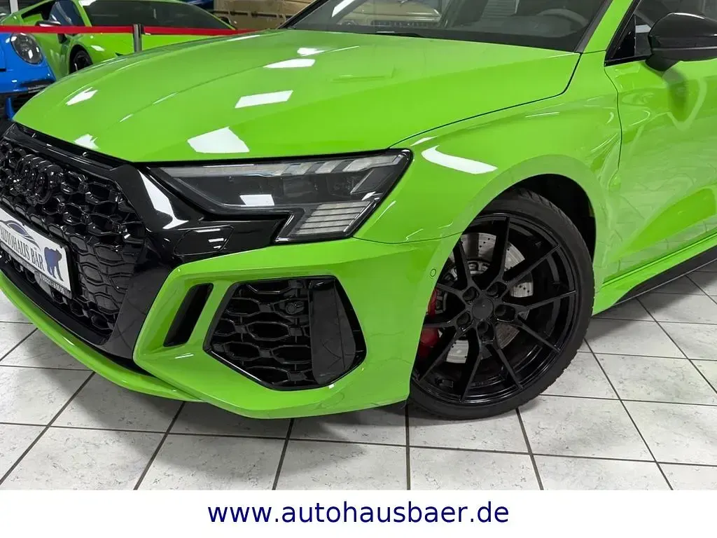 Gebraucht Audi RS3 Sport 400 PS (294 kW) 2022 Grün Limousine