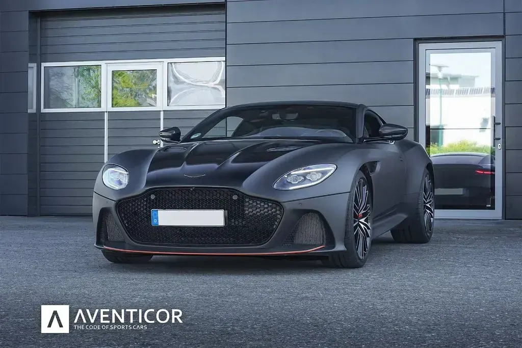 Gebraucht Aston Martin DBS 725 PS (533 kW) 2023 Jet black Coupé
