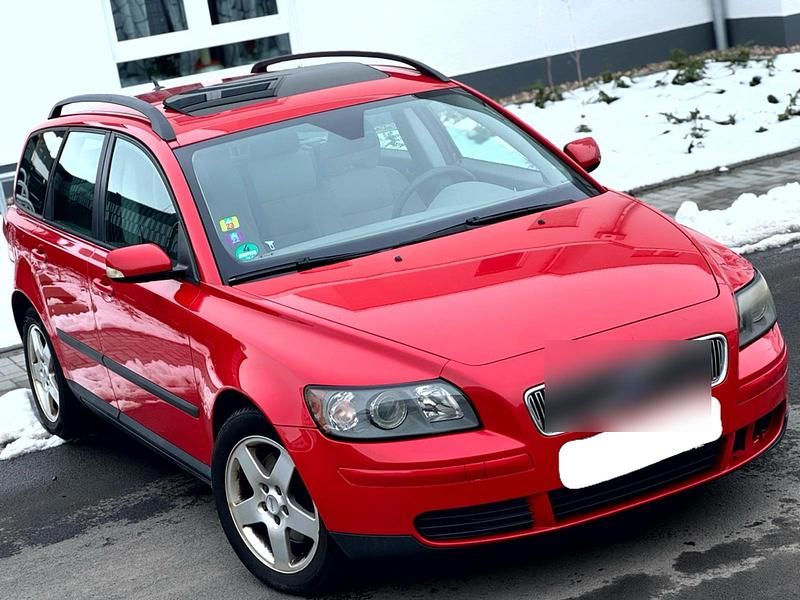 Gebraucht Volvo V50 136 PS (100 kW) 2005 Rot Kombi