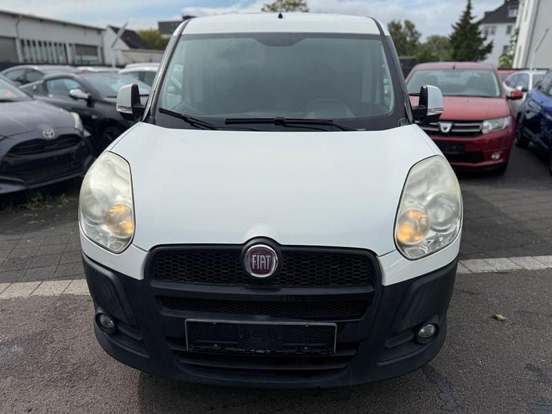 Occasion Fiat Doblò 90 ch (66 kW) 2014 Blanc Monospace
