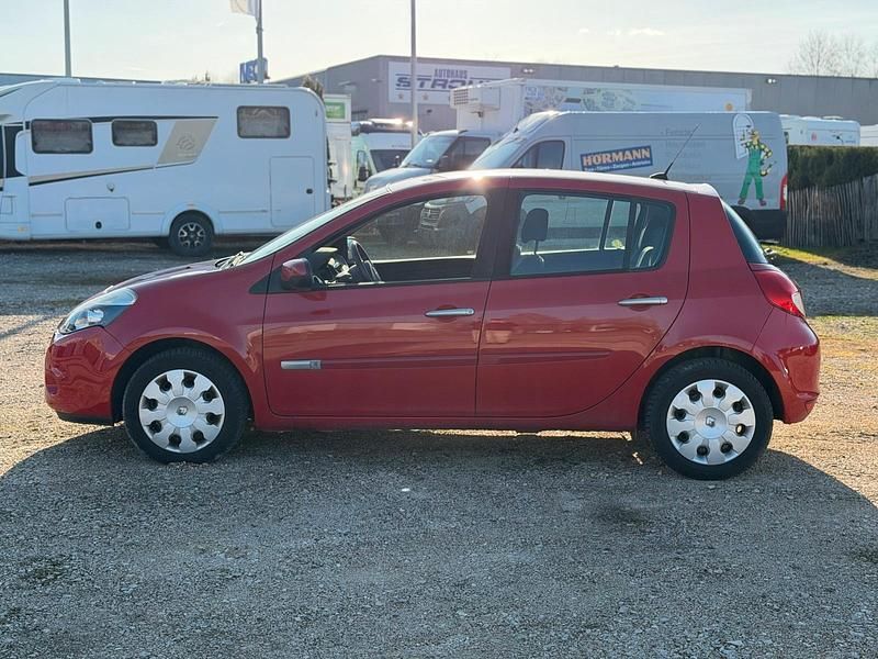 Brugt Renault Clio II 86 HK (63 kW) 2009 Rød Sedan