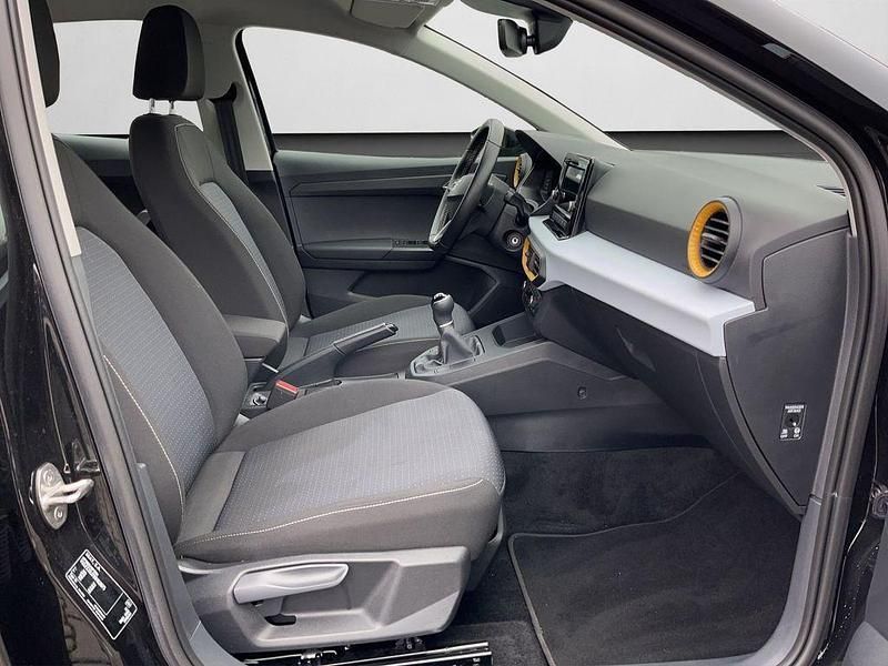 Gebraucht Seat Ibiza Style 116 PS (85 kW) 2024 Midnight schwarz metallic (metallic) Limousine