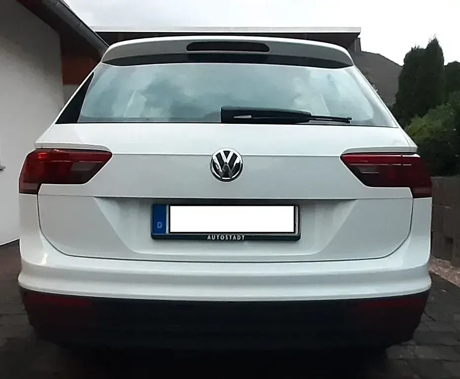 Gebraucht VW Tiguan Trendline 125 PS (91 kW) 2018 Weiß SUV
