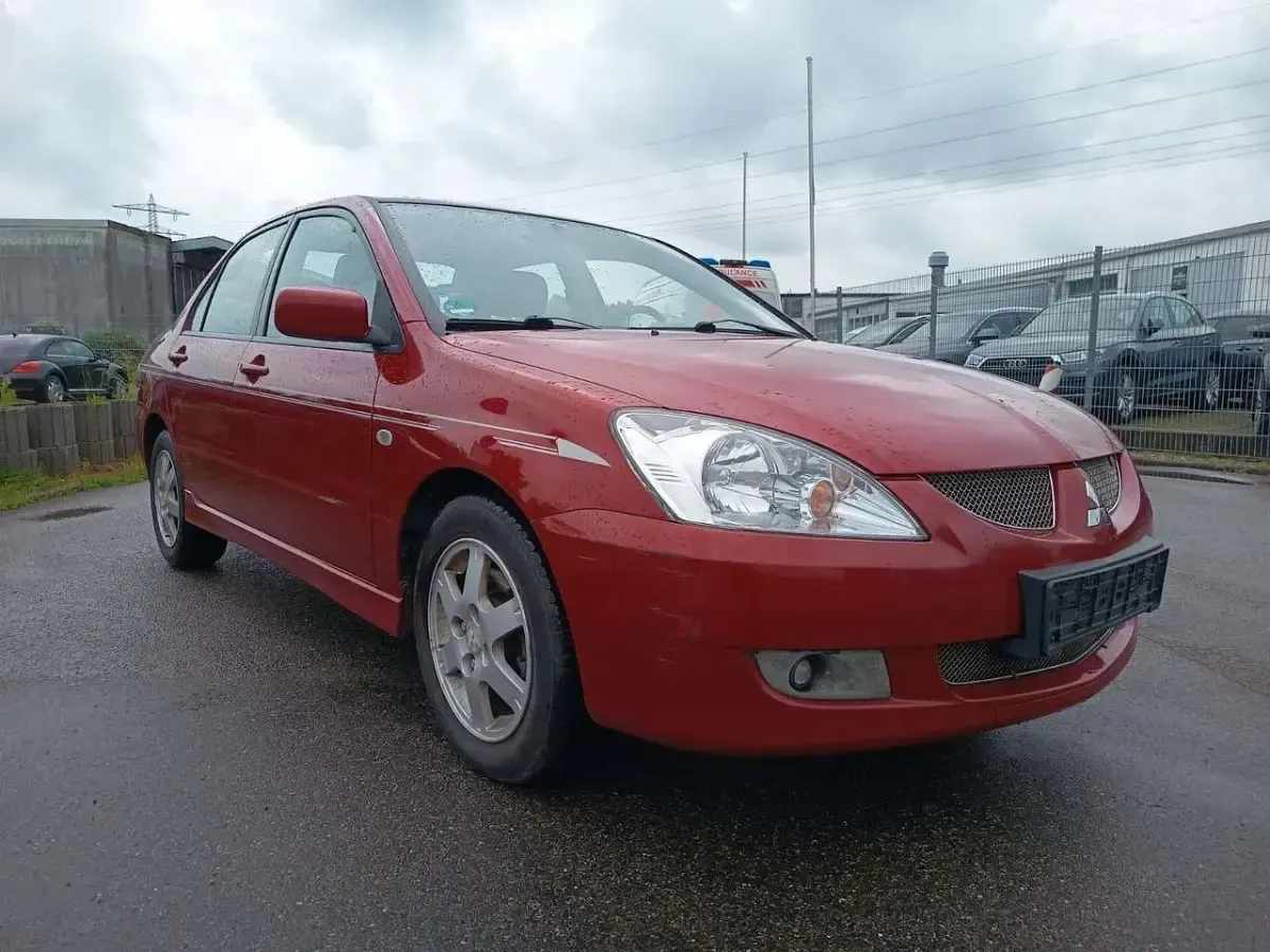 Gebraucht Mitsubishi Lancer Intense 133 PS (97 kW) 2005 Rot Kombi