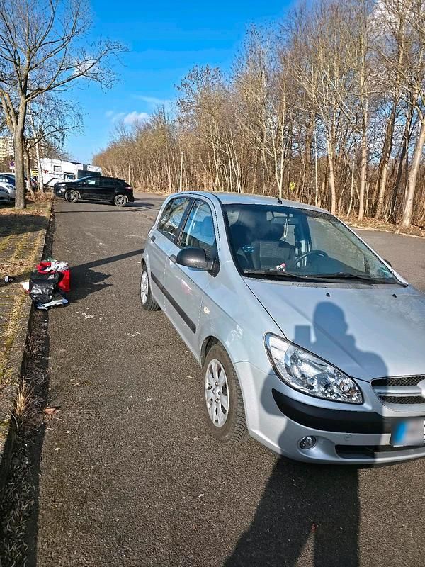 Gebraucht Hyundai Getz 69 PS (50 kW) 2006 Silber Kleinwagen