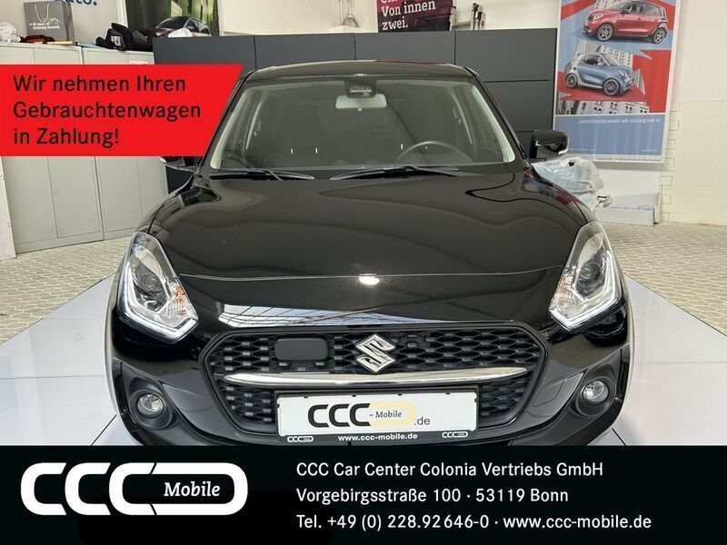 Super black pearl (metallic) Gebraucht 2020 Suzuki Swift Comfort Kleinwagen | 13.990 € (Fairer Preis) - Bild 1/4