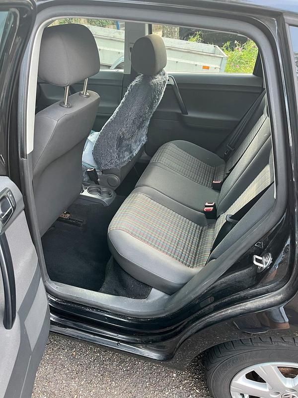 Gebraucht VW Polo 80 PS (58 kW) 2006 Schwarz Kleinwagen