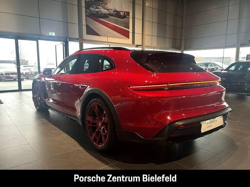 Neu Porsche Taycan 4S Cross Turismo 439 kW (598 PS) 2025 Rot Limousine