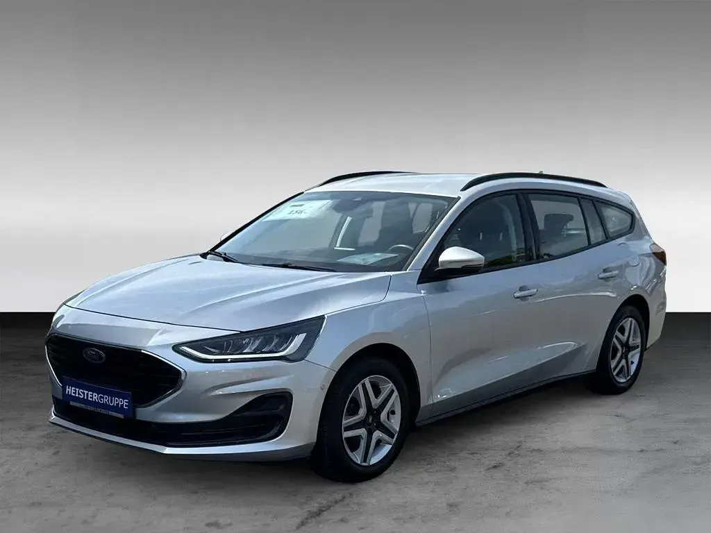 Gebraucht Ford Focus Cool & Connect 125 PS (91 kW) 2022 Silber Limousine
