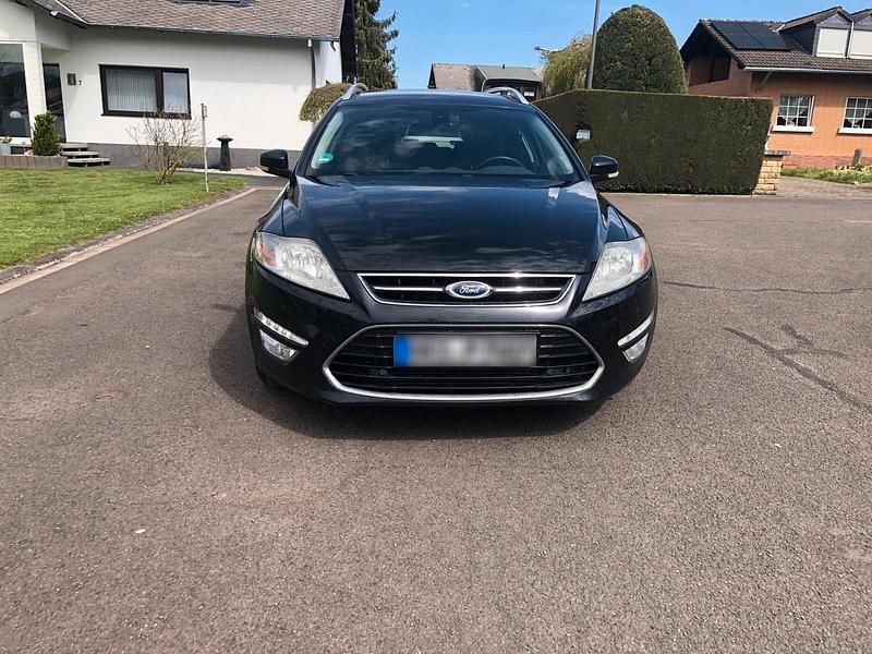 Gebraucht Ford Mondeo 200 PS (147 kW) 2011 Schwarz Kombi